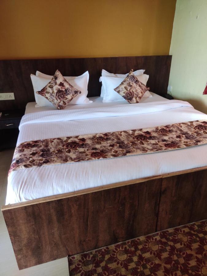 Parvat Valley Resort & Spa Pushkar Ngoại thất bức ảnh