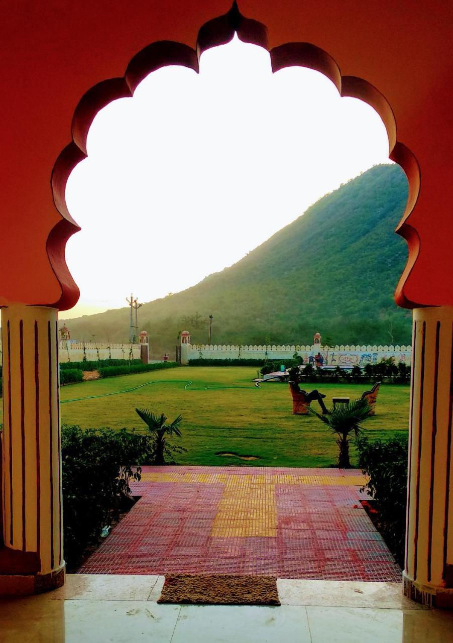 Parvat Valley Resort & Spa Pushkar Ngoại thất bức ảnh